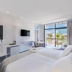 https://the-mirador-papagayo-hotel.in-canary-islands.com